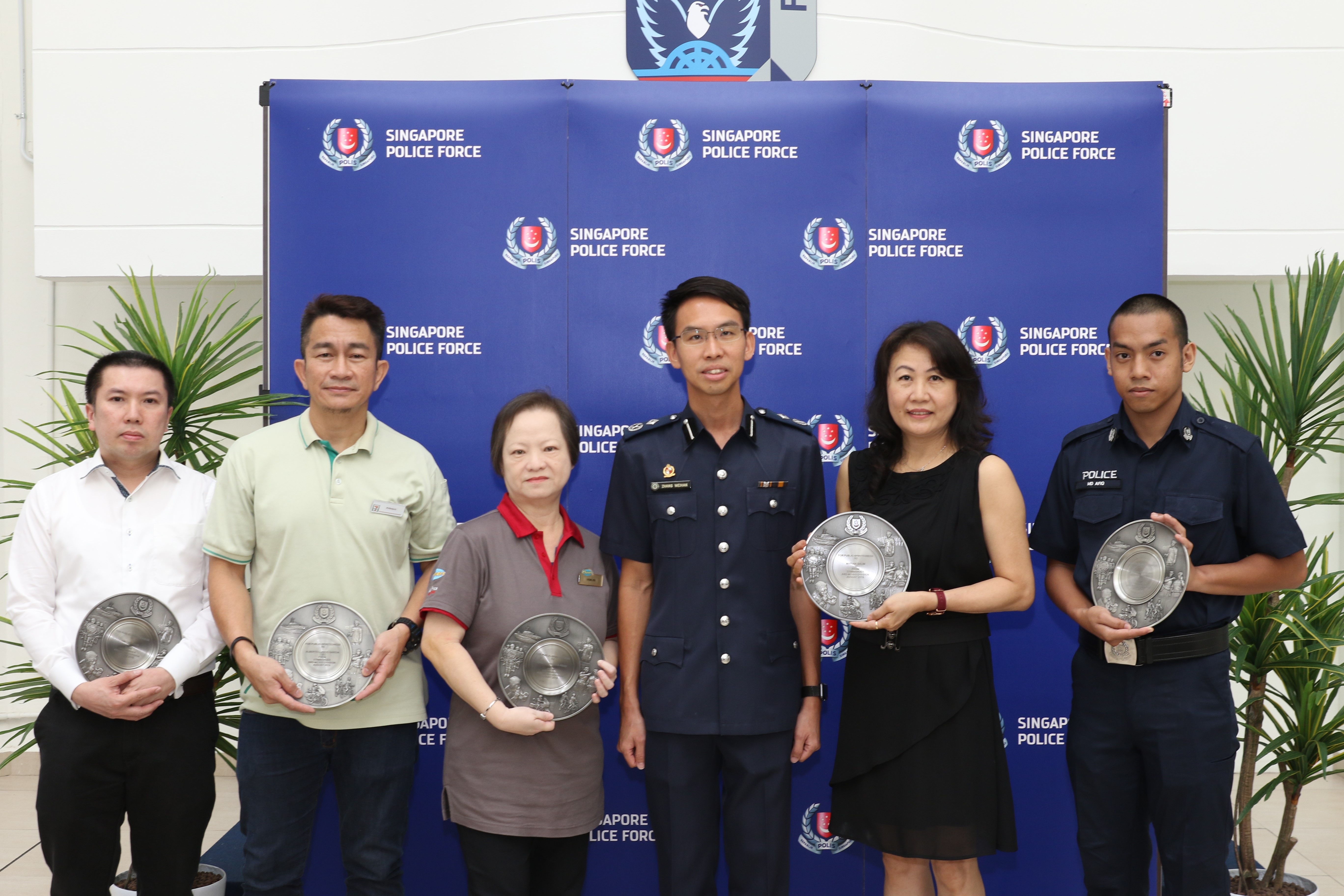 20190805_OTHERS_FIVE_PEOPLE_PRESENTED_WITH_PUBLIC_SPIRITEDNESS_AWARD