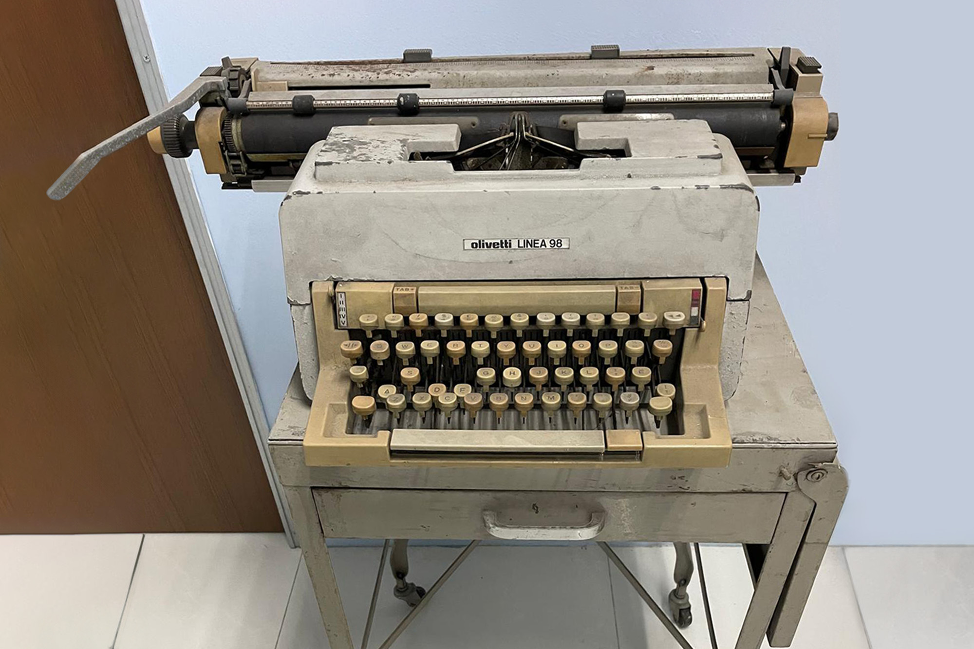 Supt (Ret) Avadiar’s typewriter has kept him company throughout his career. PHOTO: Supt (Ret) Avadiar S/O Ponengan